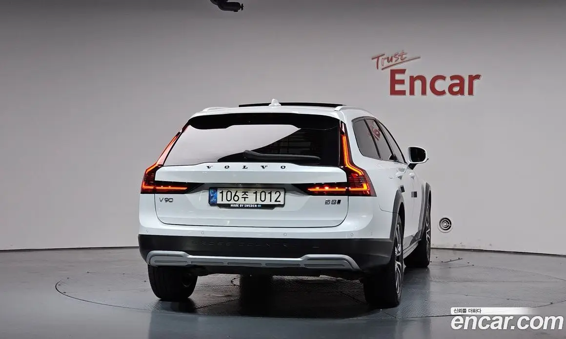 Volvo V90 2021 2.0 автомат (гидро), фото 3 Volvo V90 2021 2.0 автомат (гидро), фото 3