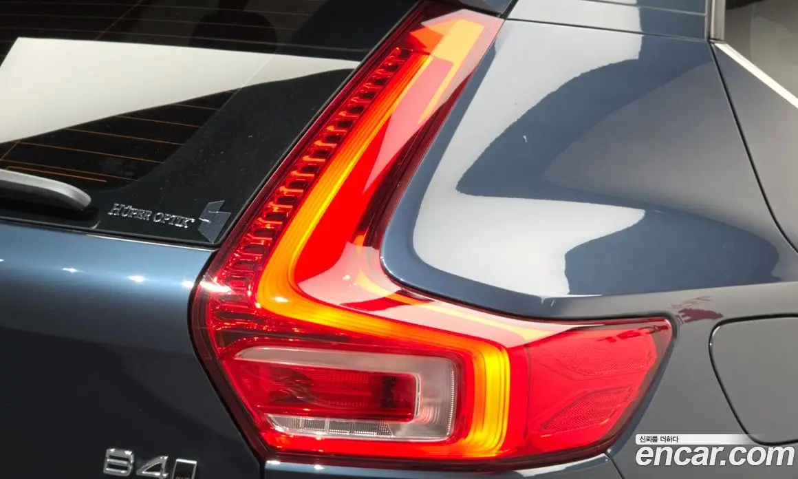 Volvo XC40 2021 2.0 автомат (гидро), фото 9 Volvo XC40 2021 2.0 автомат (гидро), фото 9