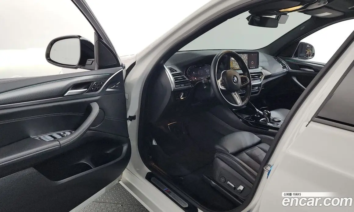 BMW X3 2023 2.0 автомат (гидро), фото 13