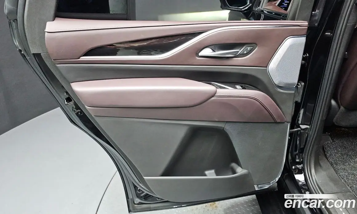 Cadillac Escalade 2022 6.2 автомат (гидро), фото 15