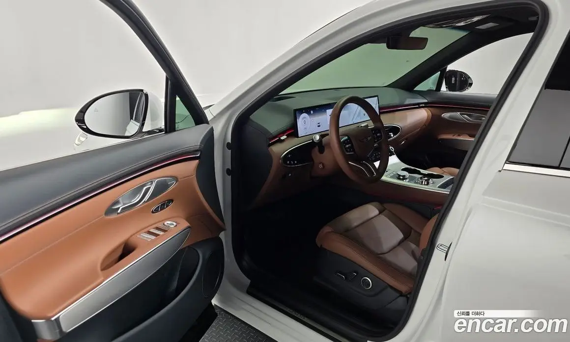Genesis GV70 2024 2.5 автомат (гидро), фото 13