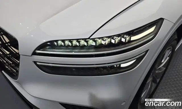 Genesis GV70 2024 2.5 автомат (гидро), миниатюра 8