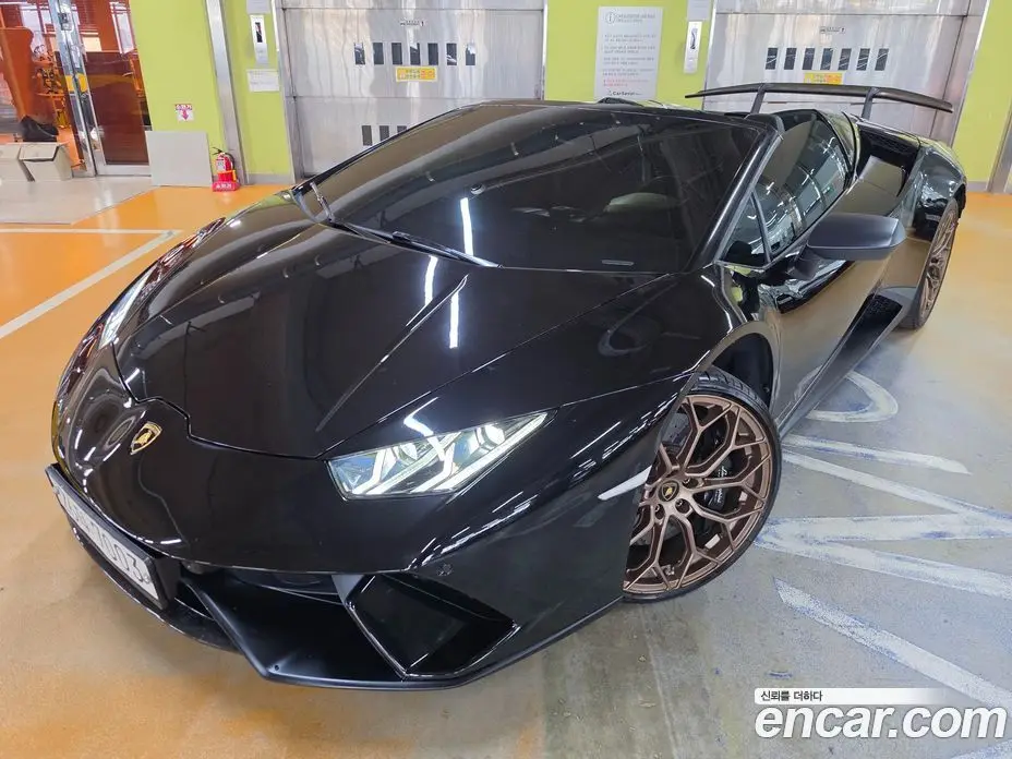 Lamborghini Huracan 2019 5.2 автомат (гидро), фото 1 Lamborghini Huracan 2019 5.2 автомат (гидро), фото 1