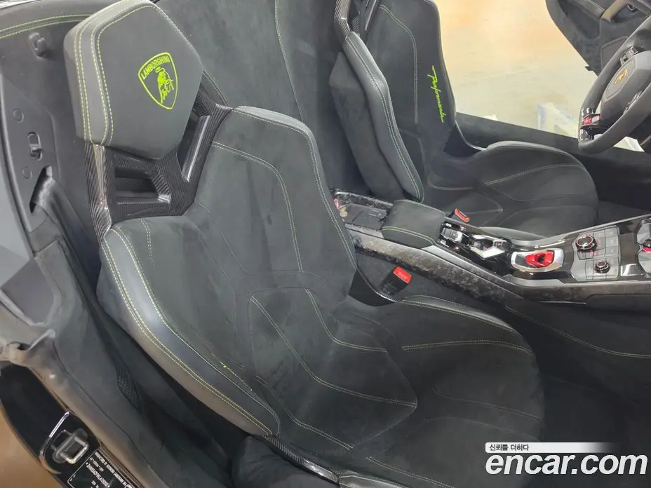Lamborghini Huracan 2019 5.2 автомат (гидро), фото 7 Lamborghini Huracan 2019 5.2 автомат (гидро), фото 7
