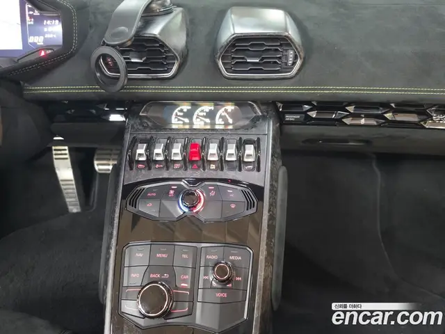 Lamborghini Huracan 2019 5.2 автомат (гидро), миниатюра 9 Lamborghini Huracan 2019 5.2 автомат (гидро), миниатюра 9
