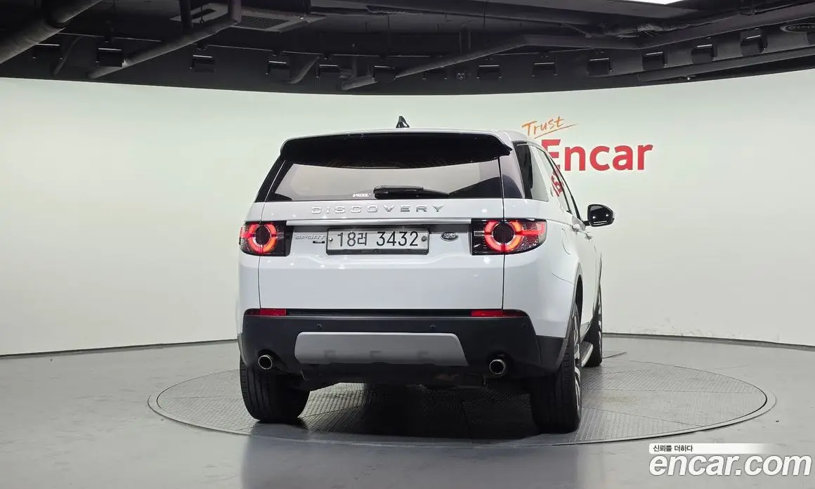 Land Rover Discovery Sport 2019 2.0 автомат (гидро), фото 4 Land Rover Discovery Sport 2019 2.0 автомат (гидро), фото 4