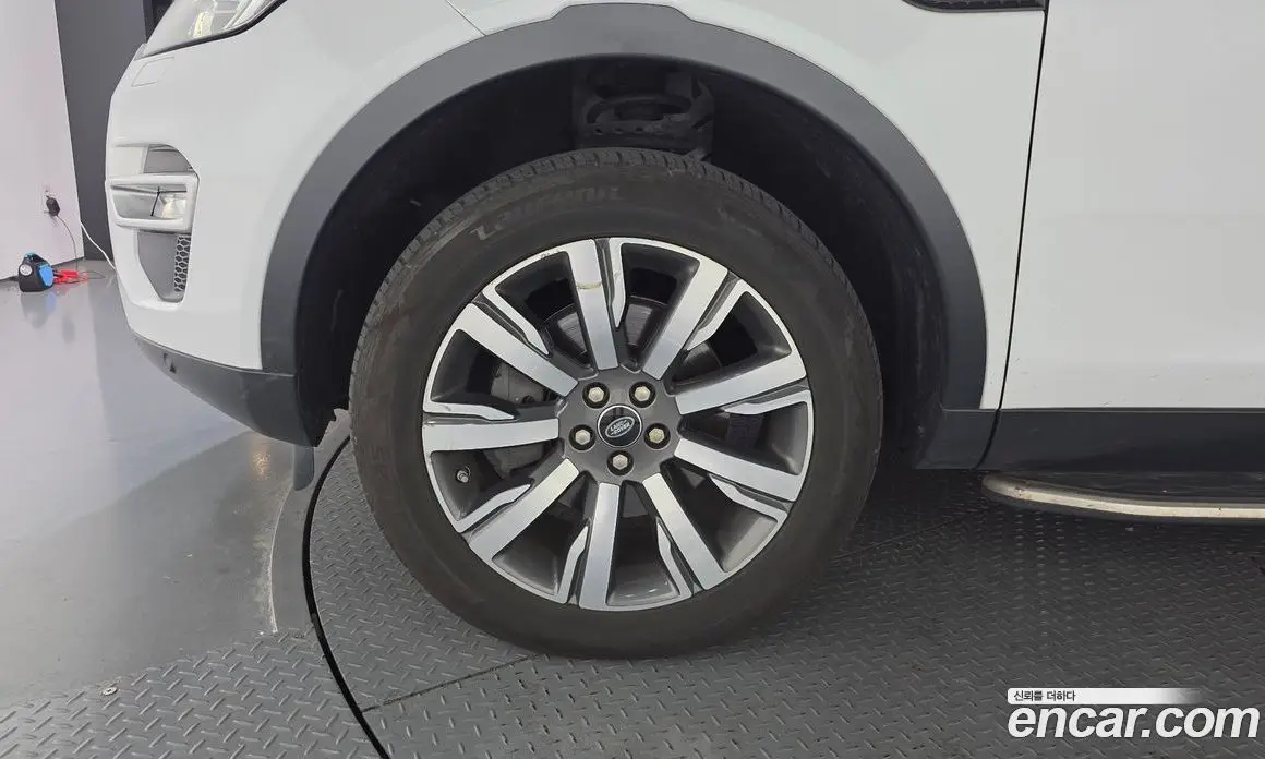 Land Rover Discovery Sport 2019 2.0 автомат (гидро), фото 5 Land Rover Discovery Sport 2019 2.0 автомат (гидро), фото 5