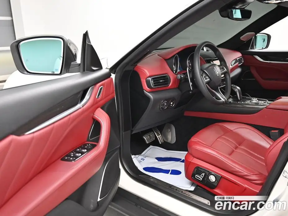Maserati Levante 2020 3.0 автомат (гидро), фото 9 Maserati Levante 2020 3.0 автомат (гидро), фото 9