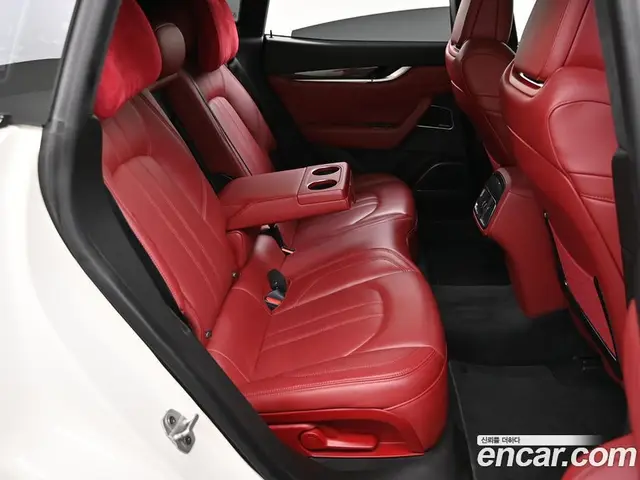 Maserati Levante 2020 3.0 автомат (гидро), миниатюра 10 Maserati Levante 2020 3.0 автомат (гидро), миниатюра 10