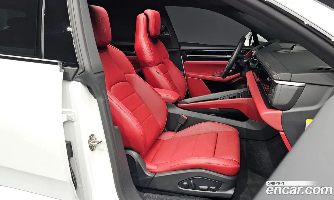 Porsche Macan 2025 0.2 автомат (гидро), фото 11 Porsche Macan 2025 0.2 автомат (гидро), фото 11