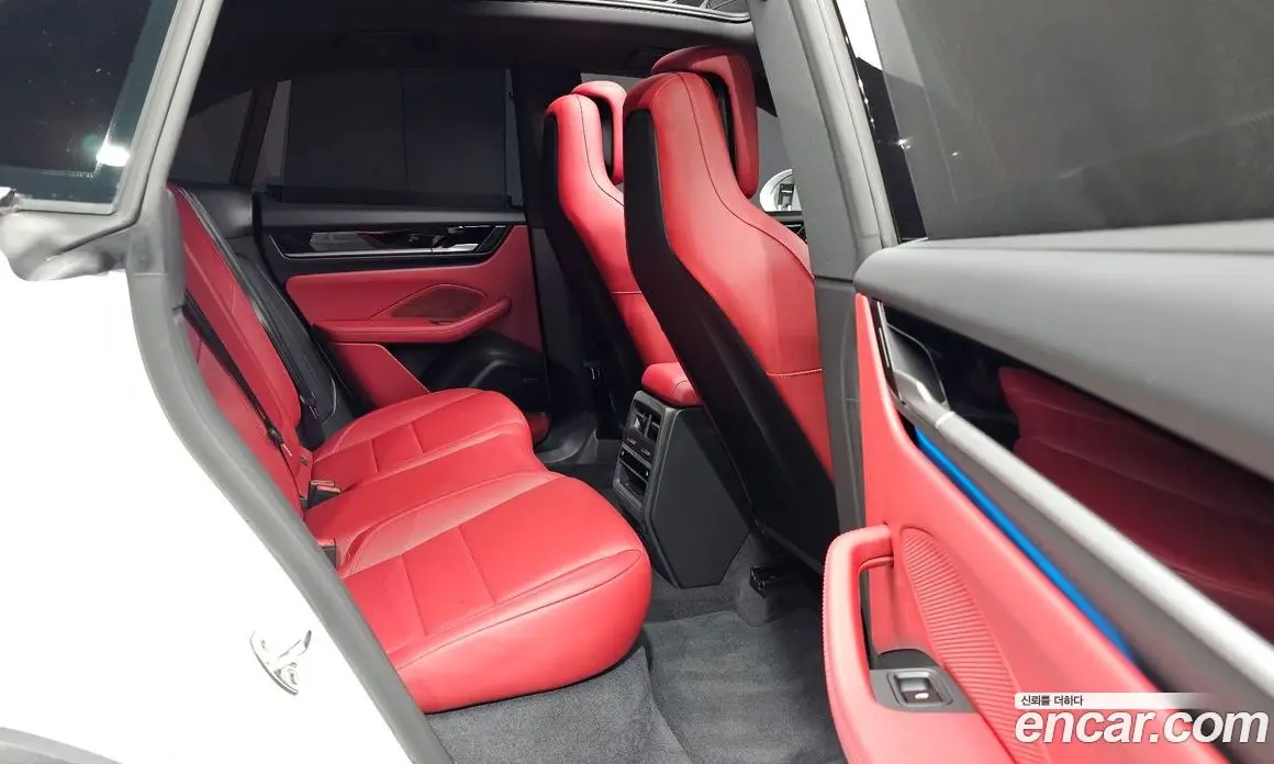 Porsche Macan 2025 0.2 автомат (гидро), фото 12 Porsche Macan 2025 0.2 автомат (гидро), фото 12