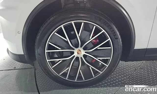 Porsche Macan 2025 0.2 автомат (гидро), миниатюра 5 Porsche Macan 2025 0.2 автомат (гидро), миниатюра 5