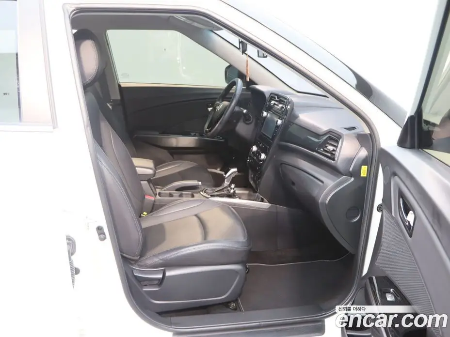 SsangYong TIBOLI 2022 1.5 автомат (гидро), фото 11