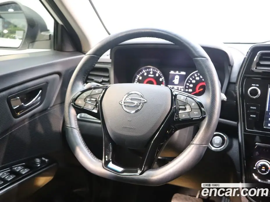 SsangYong TIBOLI 2022 1.5 автомат (гидро), фото 12