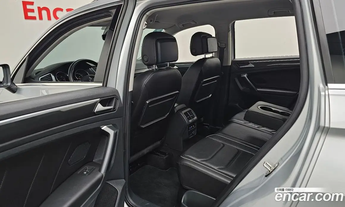 Volkswagen Tiguan 2019 2.0 автомат (гидро), фото 16