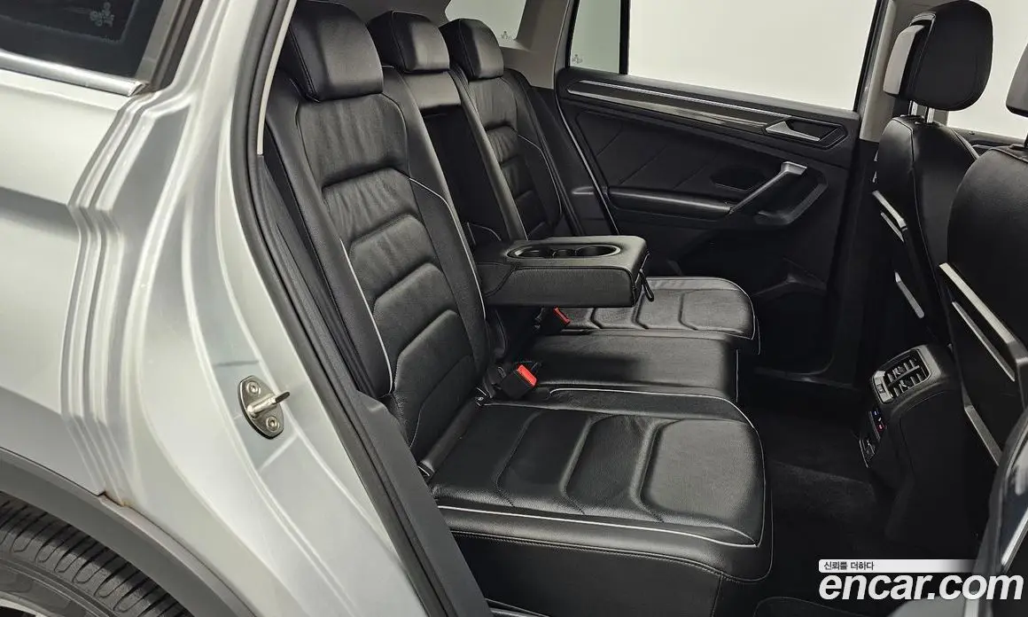 Volkswagen Tiguan 2019 2.0 автомат (гидро), фото 17