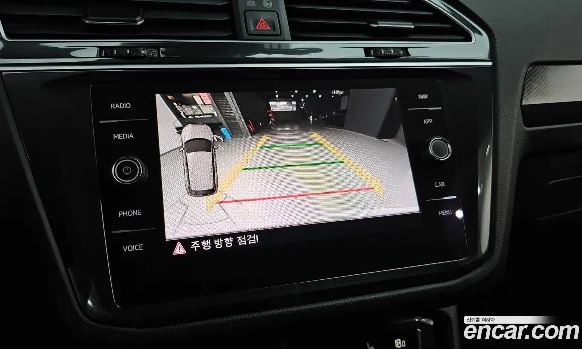 Volkswagen Tiguan 2019 2.0 автомат (гидро), фото 21