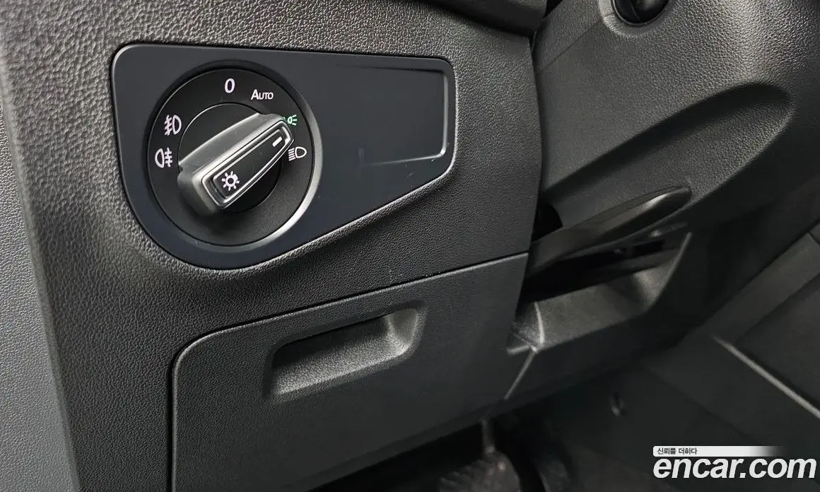 Volkswagen Tiguan 2019 2.0 автомат (гидро), фото 25