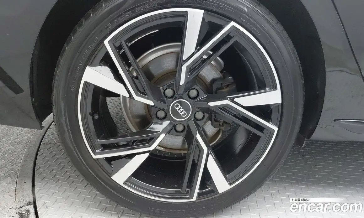Audi A4 2021 2.0 автомат (гидро), фото 20 Audi A4 2021 2.0 автомат (гидро), фото 20