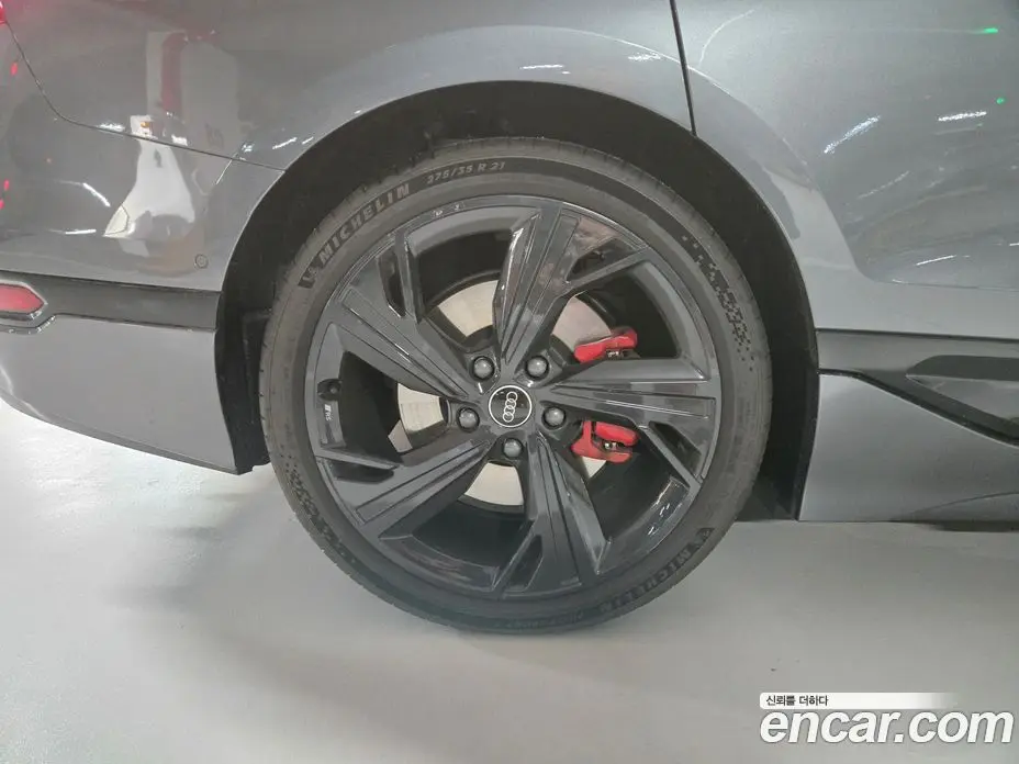 Audi A6 e-tron 2025 1.0 автомат (гидро), фото 7 Audi A6 e-tron 2025 1.0 автомат (гидро), фото 7