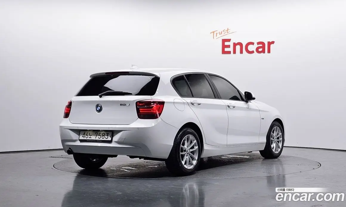 BMW 1 серия 2013 2.0 автомат (гидро), фото 1 BMW 1 серия 2013 2.0 автомат (гидро), фото 1