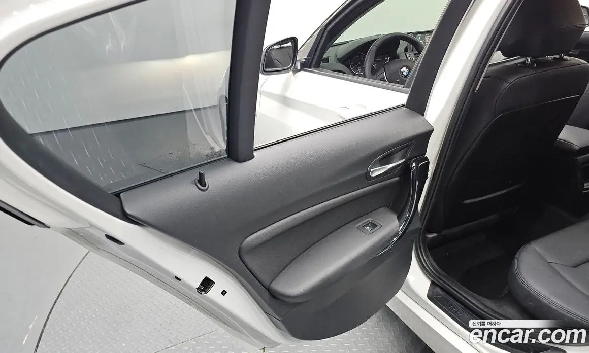 BMW 1 серия 2013 2.0 автомат (гидро), фото 14 BMW 1 серия 2013 2.0 автомат (гидро), фото 14
