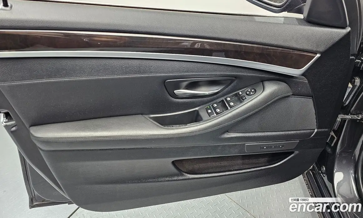 BMW 5 серия 2012 2.0 автомат (гидро), фото 13