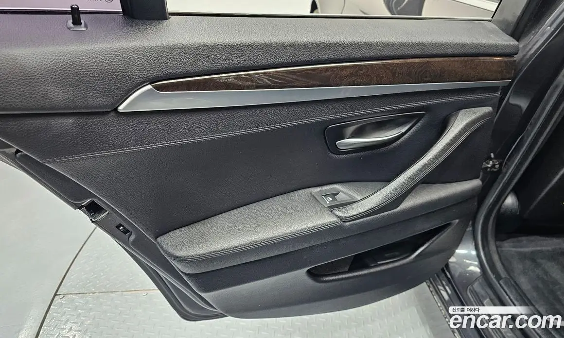 BMW 5 серия 2012 2.0 автомат (гидро), фото 14