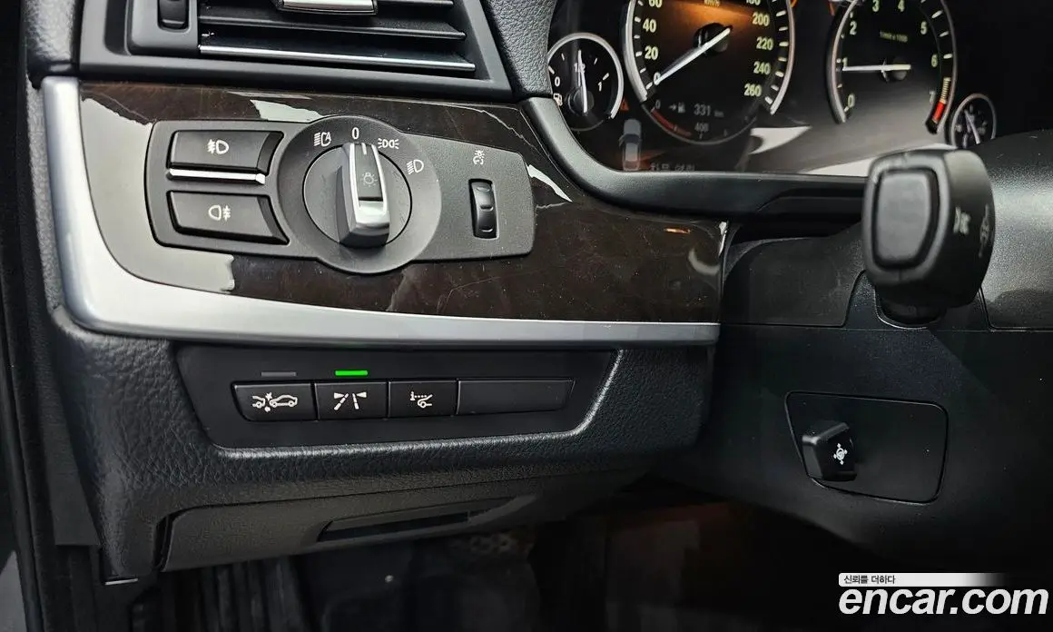 BMW 5 серия 2012 2.0 автомат (гидро), фото 21