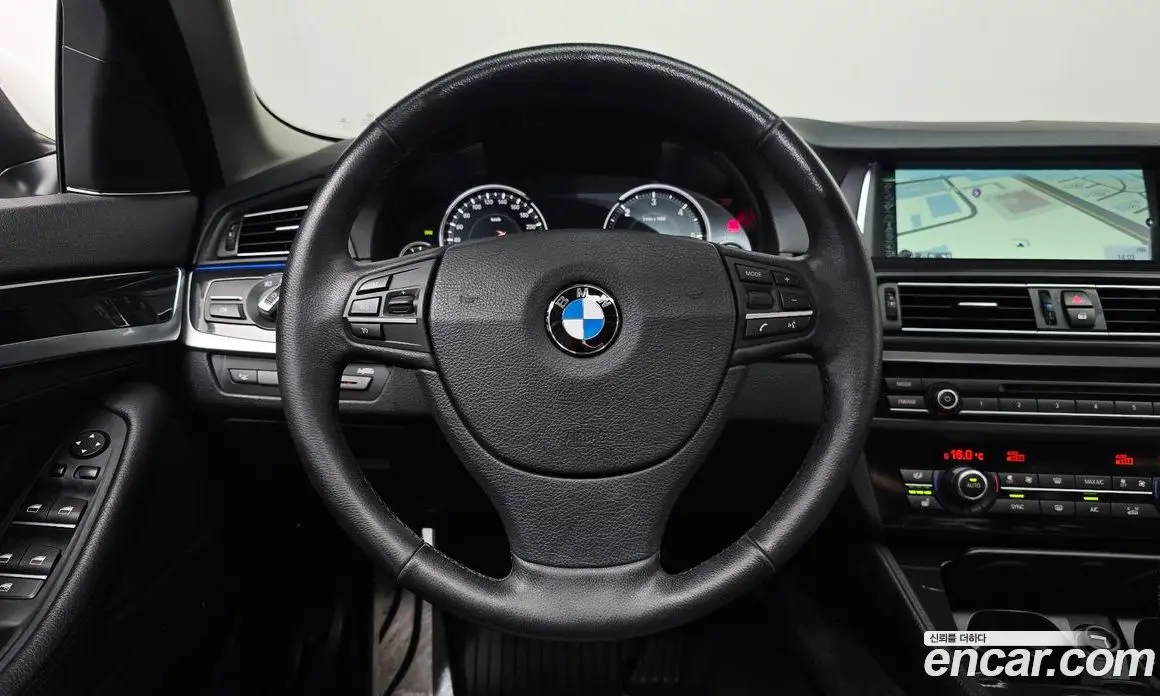 BMW 5 серия 2013 2.0 автомат (гидро), фото 13