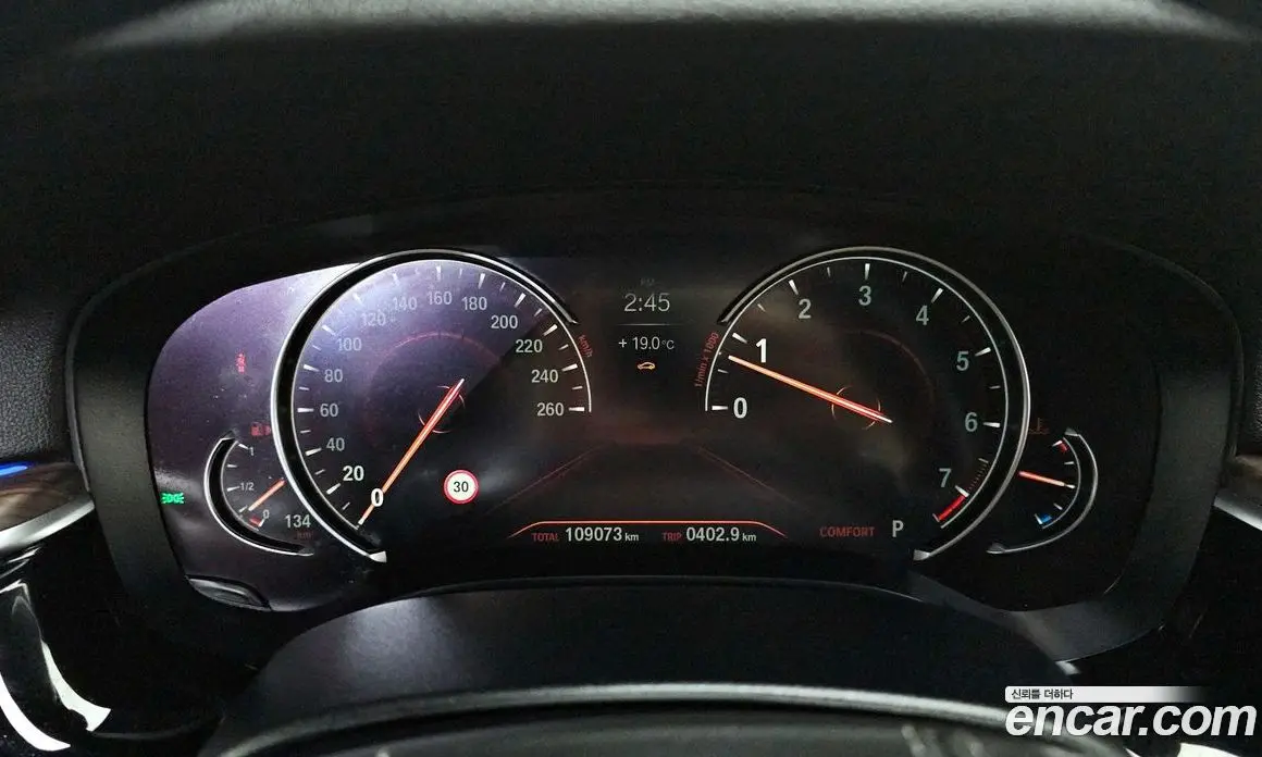 BMW 5 серия 2017 2.0 автомат (гидро), фото 8