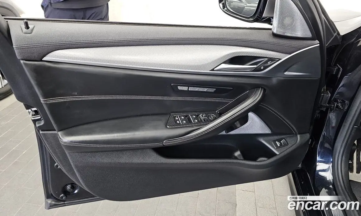 BMW 5 серия 2019 3.0 автомат (гидро), фото 14 BMW 5 серия 2019 3.0 автомат (гидро), фото 14