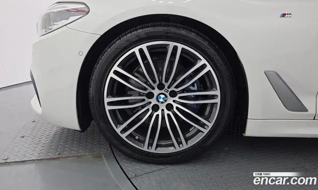 BMW 5 серия 2019 2.0 автомат (гидро), миниатюра 5