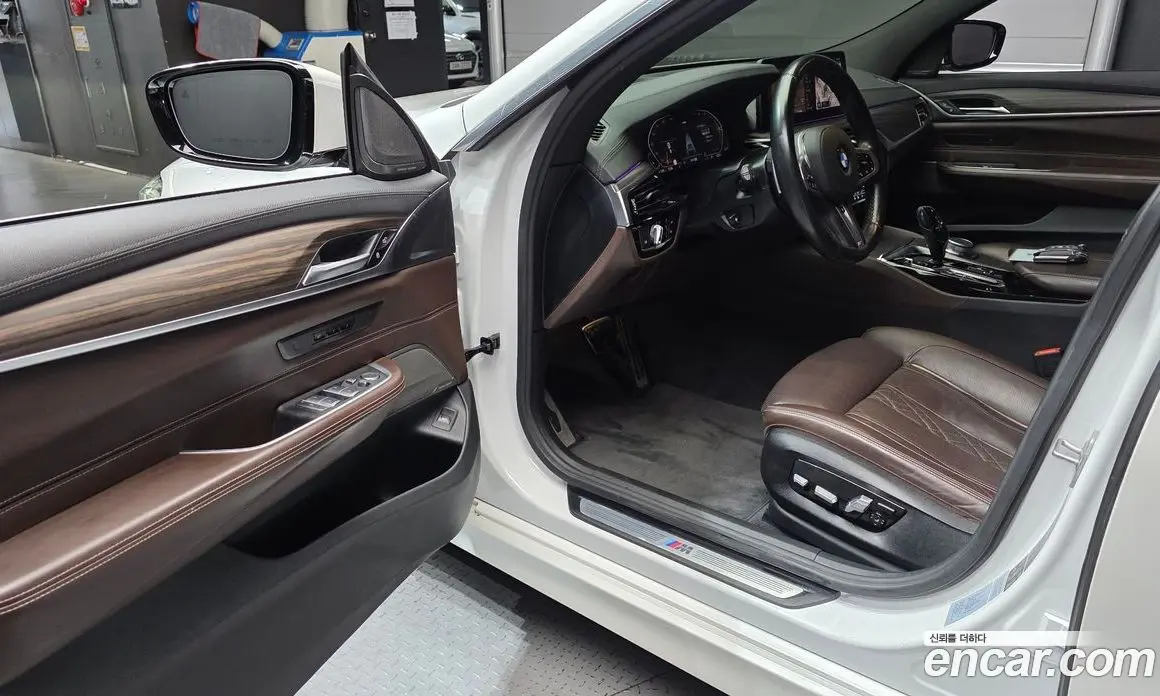 BMW 6 серия 2021 3.0 автомат (гидро), фото 13