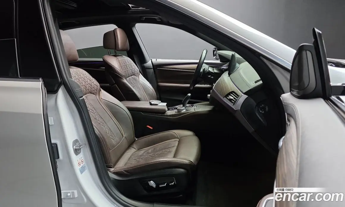 BMW 6 серия 2021 3.0 автомат (гидро), фото 16