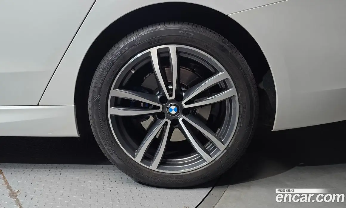 BMW 6 серия 2021 3.0 автомат (гидро), фото 7
