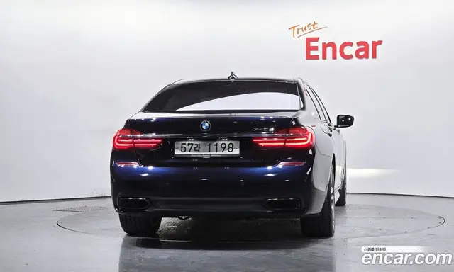 BMW 7 серия 2017 2.0 автомат (гидро), миниатюра 3
