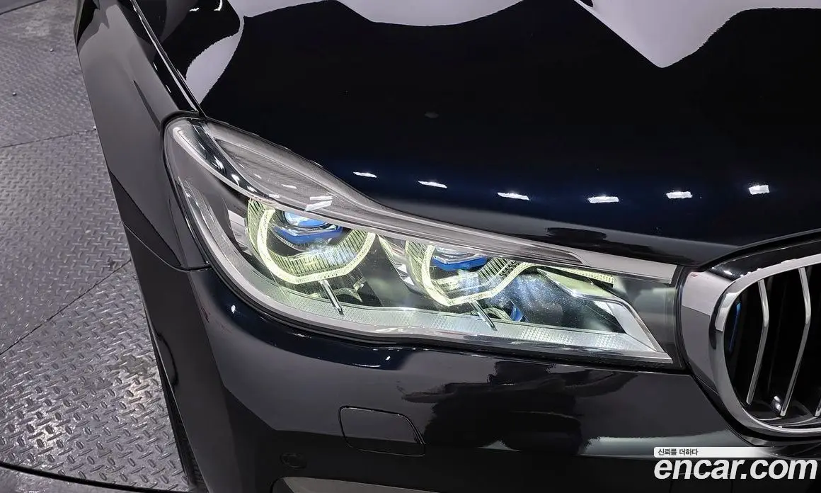 BMW 7 серия 2017 2.0 автомат (гидро), фото 7