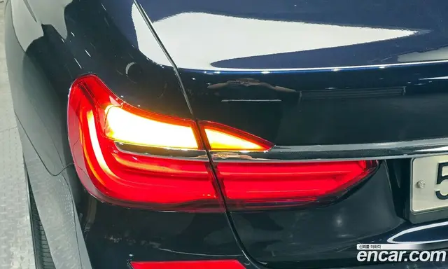BMW 7 серия 2017 2.0 автомат (гидро), миниатюра 8