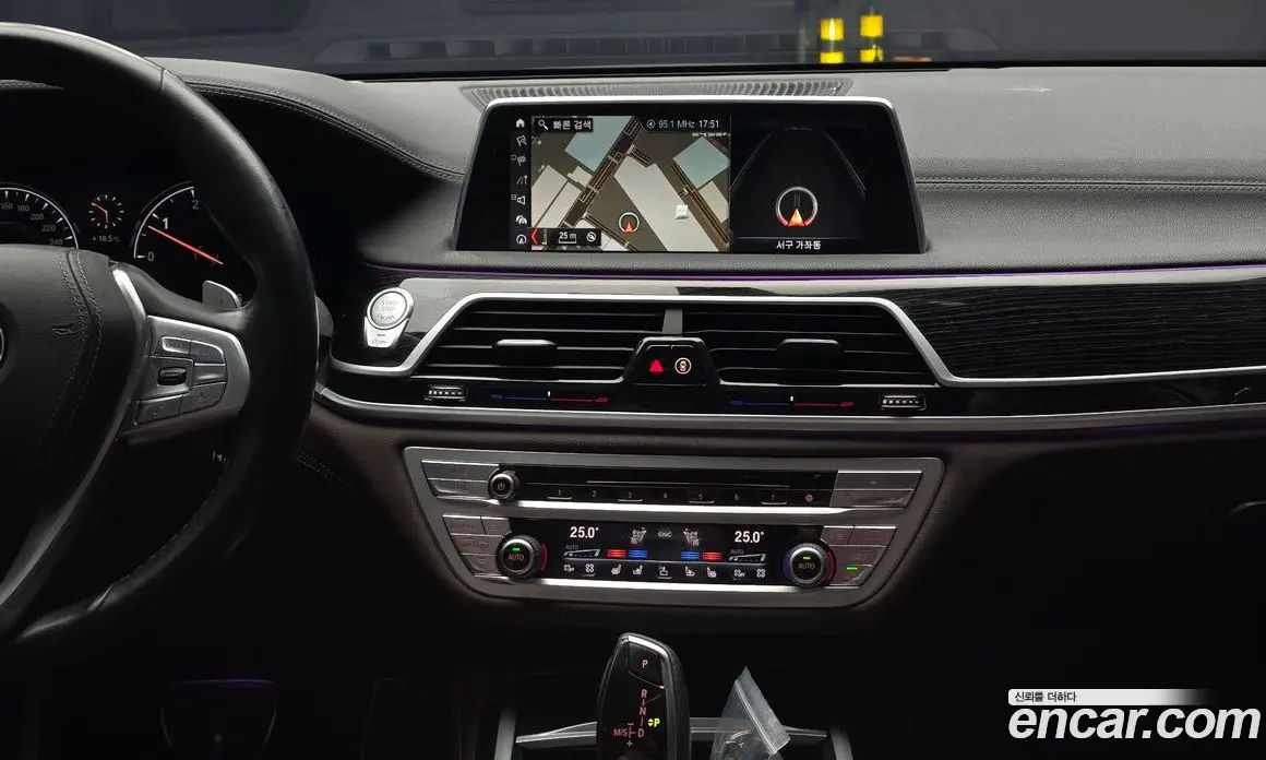 BMW 7 серия 2018 3.0 автомат (гидро), фото 15