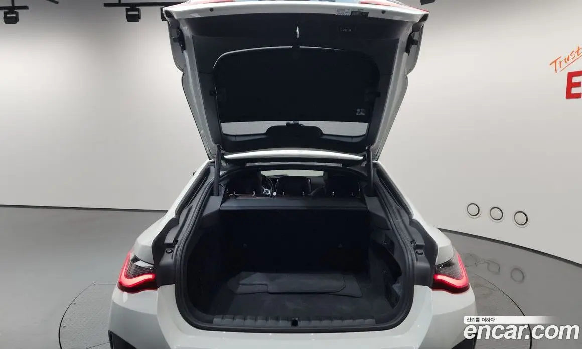 BMW i4 2022 0.2 автомат (гидро), фото 27