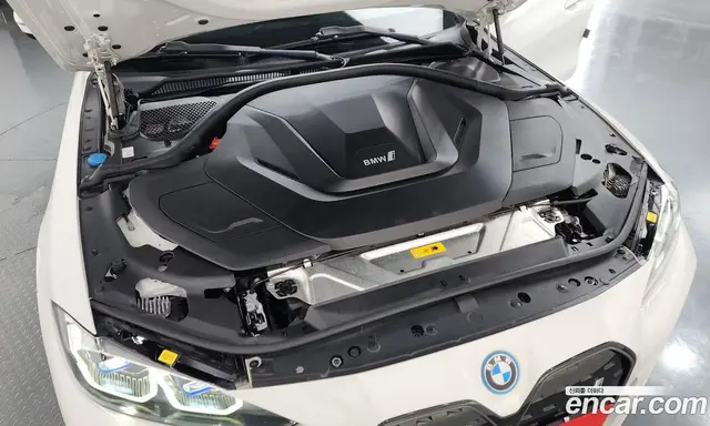 BMW i4 2022 0.2 автомат (гидро), миниатюра 6