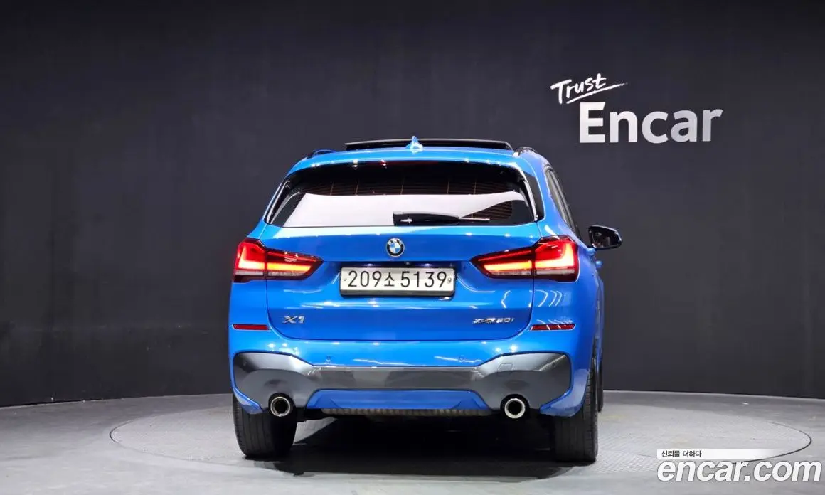 BMW X1 2022 2.0 автомат (гидро), фото 4