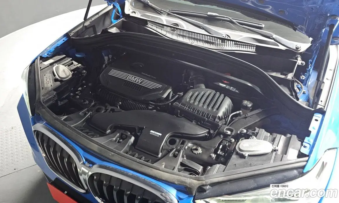 BMW X1 2022 2.0 автомат (гидро), фото 6