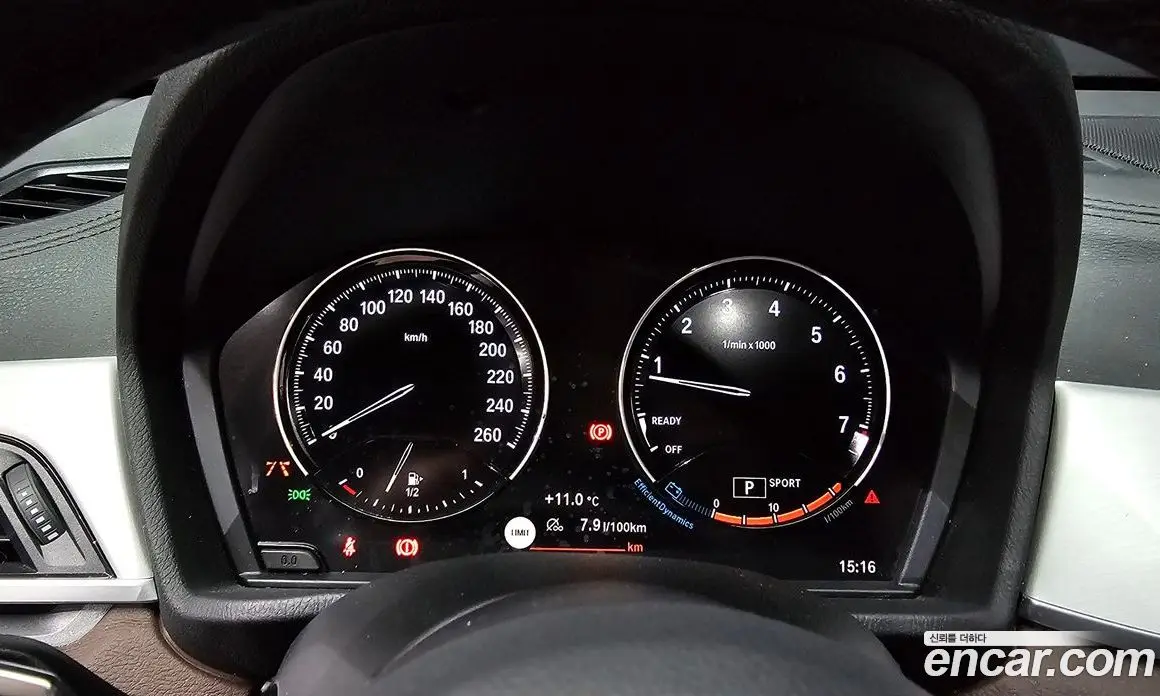 BMW X1 2022 2.0 автомат (гидро), фото 8