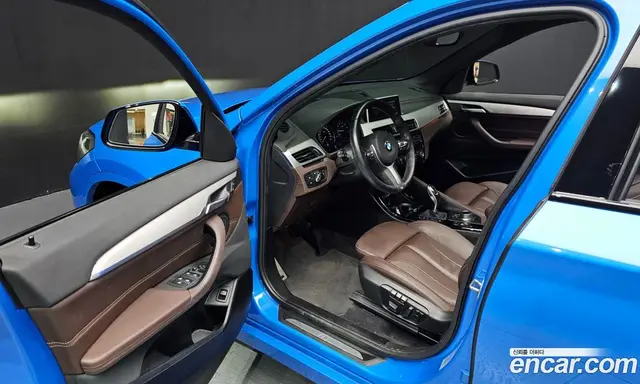 BMW X1 2022 2.0 автомат (гидро), миниатюра 10