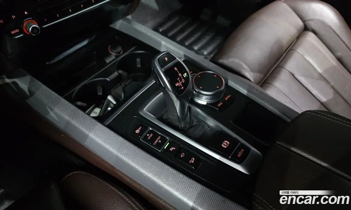 BMW X5 2018 3.0 автомат (гидро), фото 12
