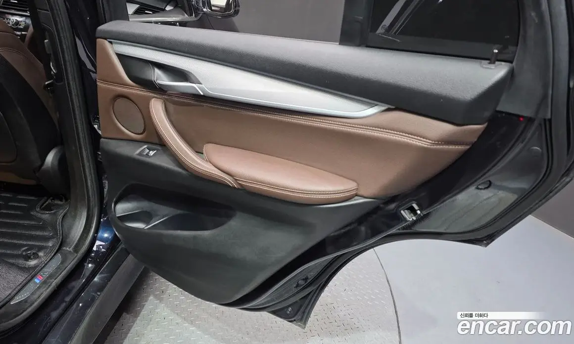 BMW X5 2018 3.0 автомат (гидро), фото 15