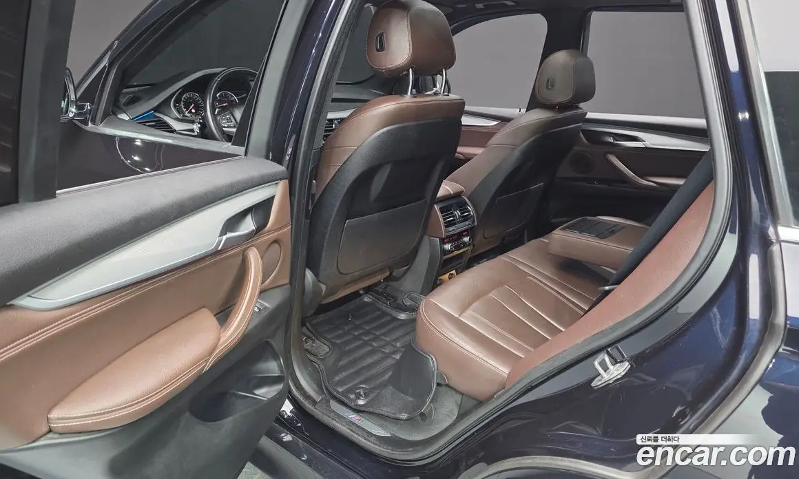 BMW X5 2018 3.0 автомат (гидро), фото 18
