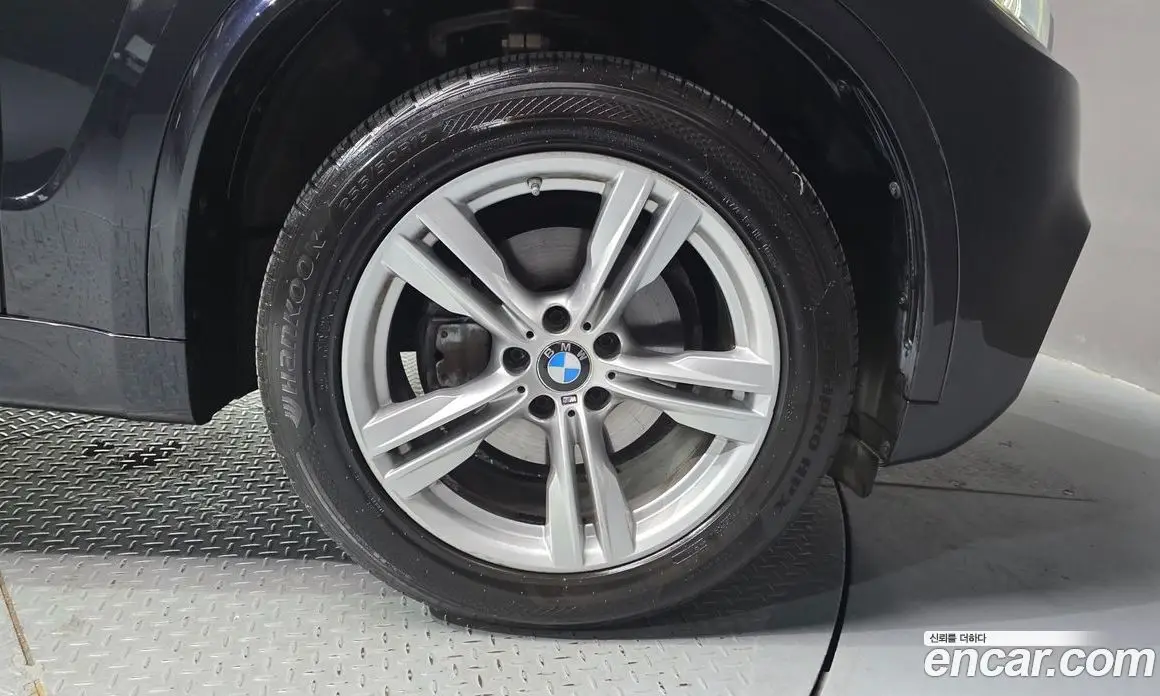 BMW X5 2018 3.0 автомат (гидро), фото 7